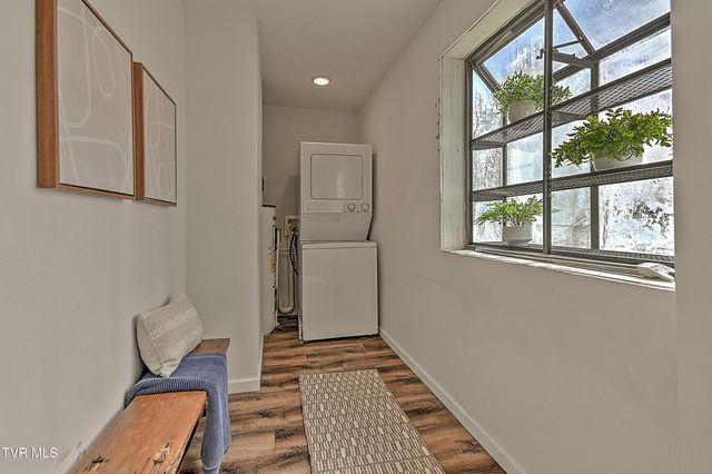 2228 High Street, Bristol, VA 24201