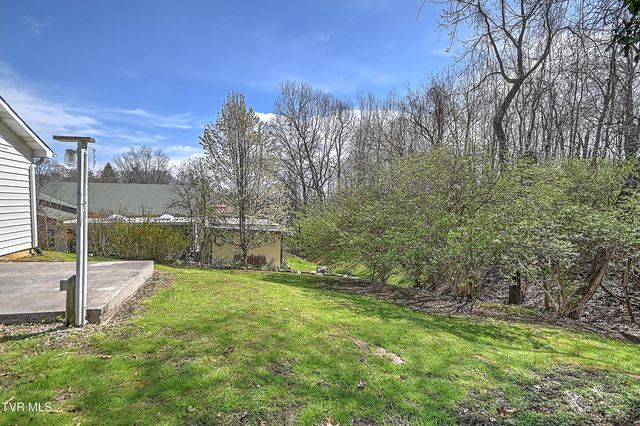 2228 High Street, Bristol, VA 24201