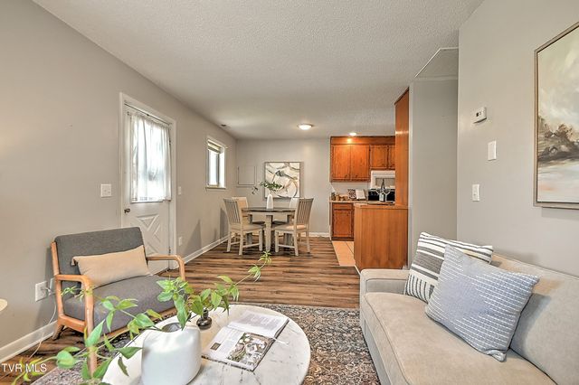 2228 High Street, Bristol, VA 24201