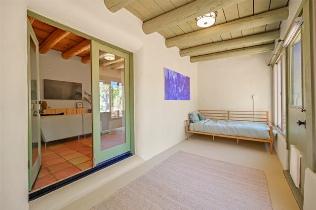 67 Ranchos Canoncito, Santa Fe, NM 87508