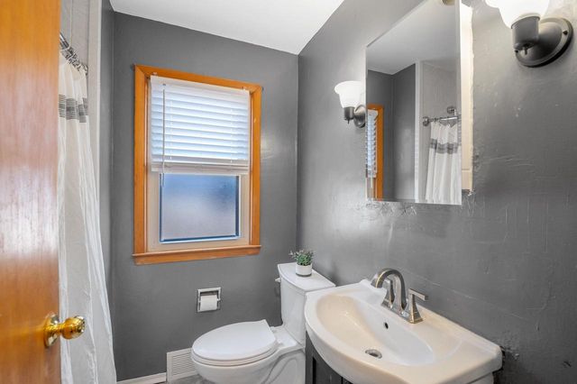 1626 LILAC STREET, Green Bay, WI 54302