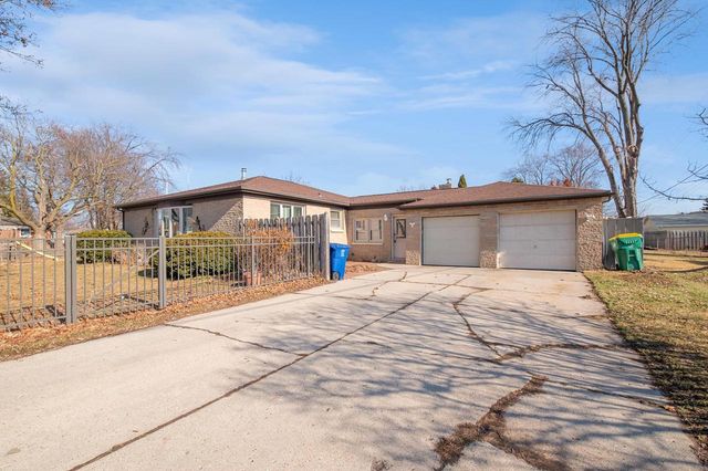 1626 LILAC STREET, Green Bay, WI 54302