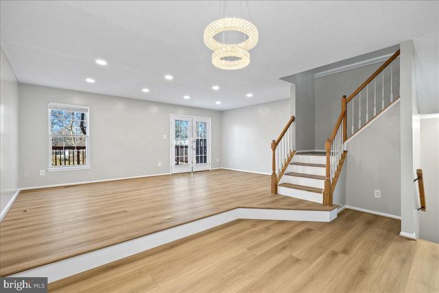 14024 WINDING RIDGE LN, Centreville, VA 20121