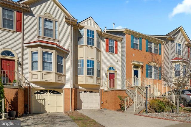 14024 WINDING RIDGE LN, Centreville, VA 20121