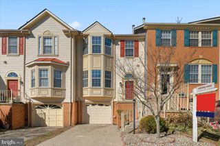 14024 WINDING RIDGE LN, Centreville, VA 20121