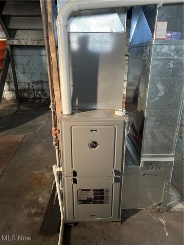 263 19th Street NW, Barberton, OH 44203