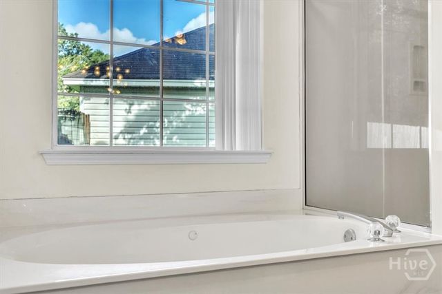 176 Shady Oak Circle, Richmond Hill, GA 31324