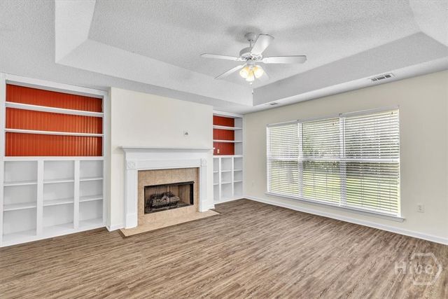 176 Shady Oak Circle, Richmond Hill, GA 31324