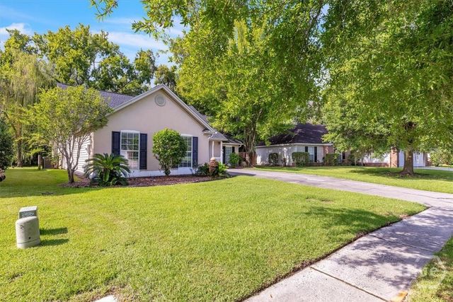 176 Shady Oak Circle, Richmond Hill, GA 31324