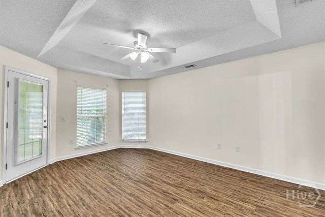 176 Shady Oak Circle, Richmond Hill, GA 31324