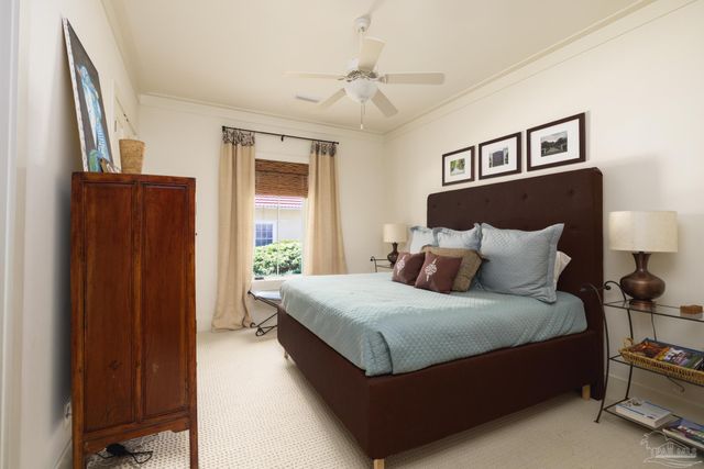 9 N Sunset Blvd, Gulf Breeze, FL 32561