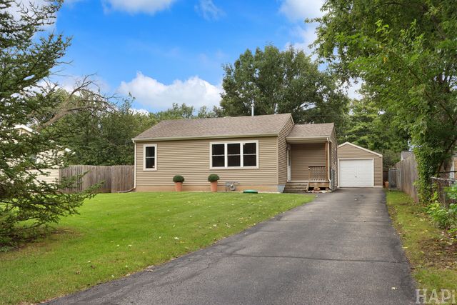 9004 Shady Lane, Wonder Lake, IL 60097