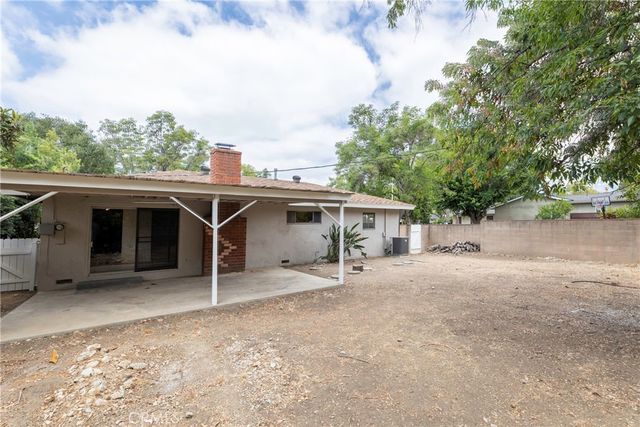 3026 Lansbury Avenue, Claremont, CA 91711