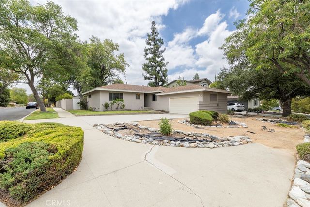 3026 Lansbury Avenue, Claremont, CA 91711