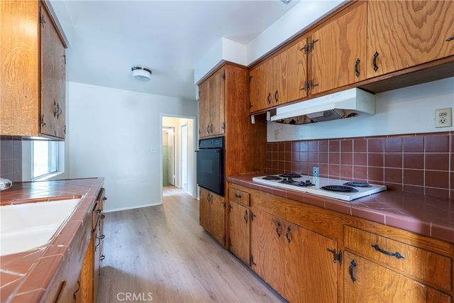 3026 Lansbury Avenue, Claremont, CA 91711