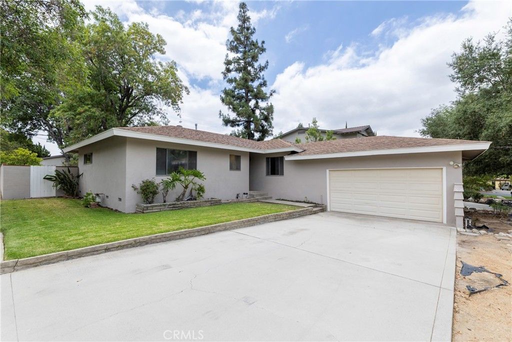Image 3 of property listing at 3026 Lansbury Avenue, Claremont, CA 91711