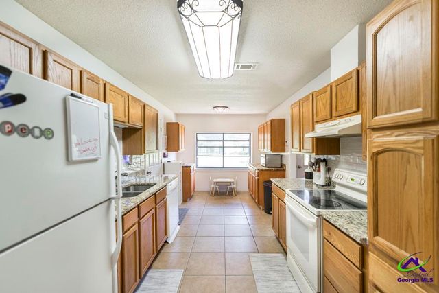 110 Wildwood Trail, Bonaire, GA 31005