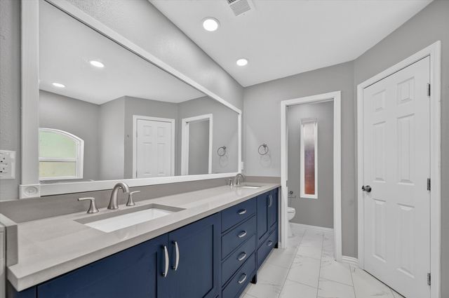 1905 Country Club Drive, Plano, TX 75074