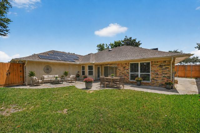 1905 Country Club Drive, Plano, TX 75074