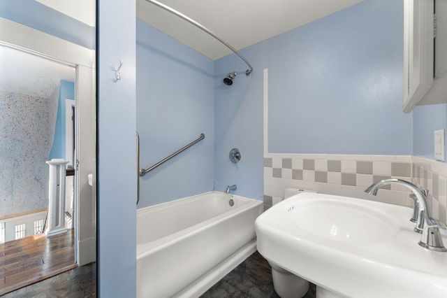 255 Jefferson Street, Valparaiso, IN 46383