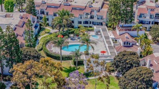 17202 Corbina 102, Huntington Beach, CA 92649