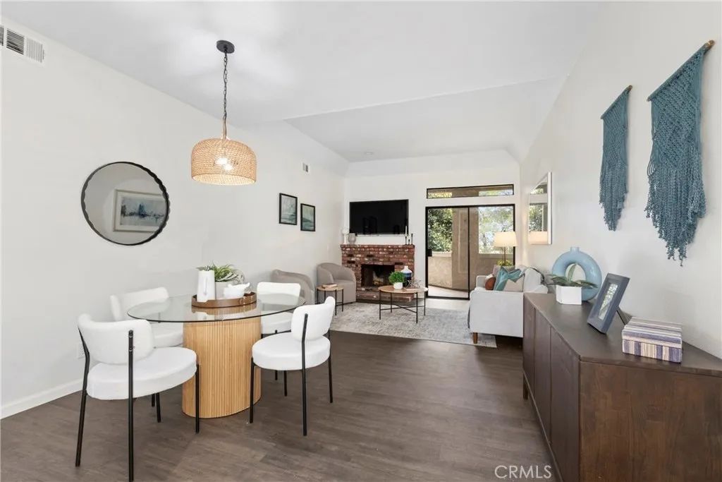 17202 Corbina 102, Huntington Beach, CA 92649