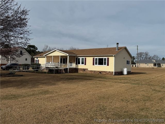 100 L McMillian Road, Raeford, NC 28376