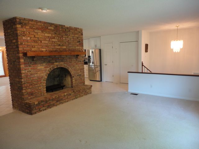 8711 Riverbend Drive, Geneva Twp, MI 49090