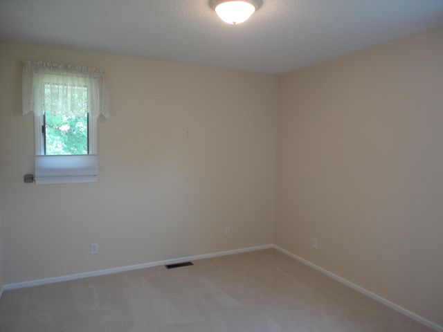 8711 Riverbend Drive, Geneva Twp, MI 49090