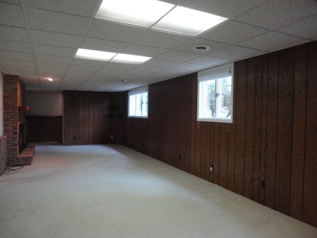 8711 Riverbend Drive, Geneva Twp, MI 49090