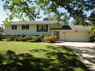 8711 Riverbend Drive, Geneva Twp, MI 49090