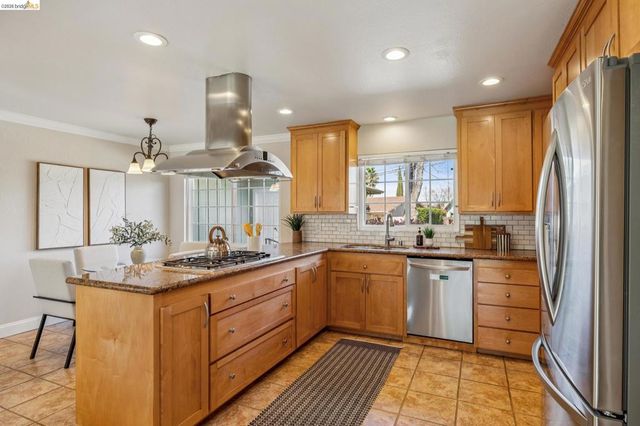 4074 4074 Poplar Ave, Concord, CA 94521