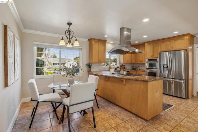 4074 4074 Poplar Ave, Concord, CA 94521