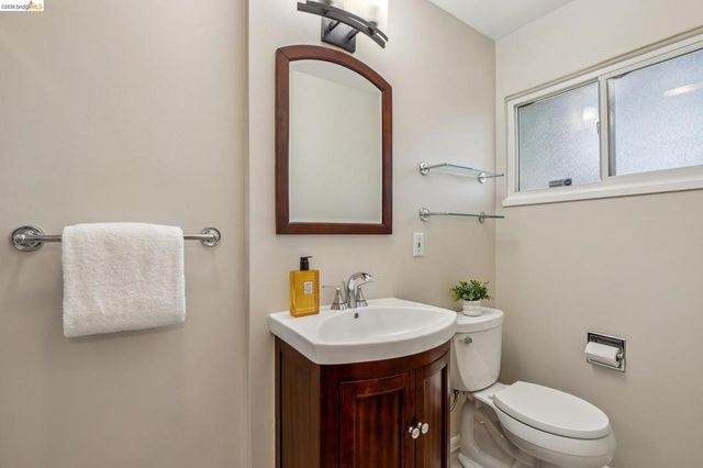 4074 4074 Poplar Ave, Concord, CA 94521