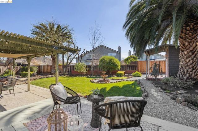 4074 4074 Poplar Ave, Concord, CA 94521