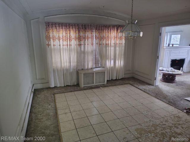 8700 Dexter Avenue, Detroit, MI 48206