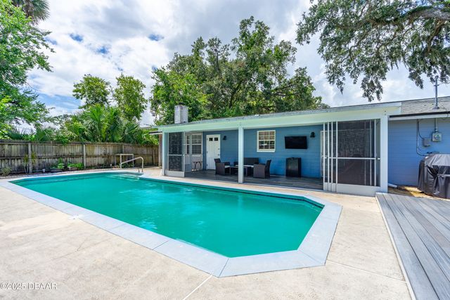 2031 Mike Street, South Daytona, FL 32119