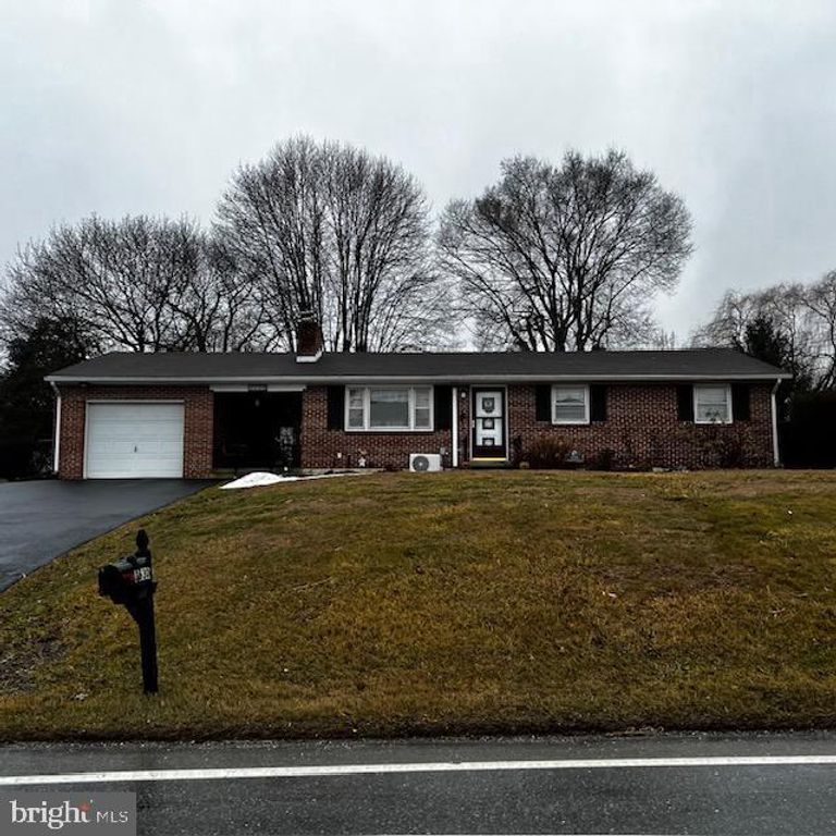 3530 E PROSPECT RD, York, PA 17402