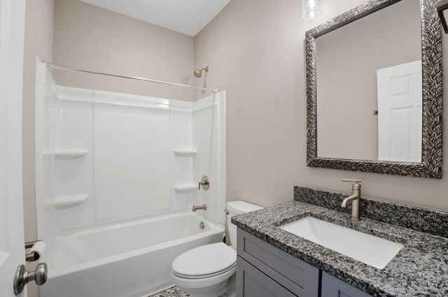 501 Creekside Lane, Lebanon, OH 45036