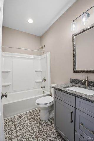 501 Creekside Lane, Lebanon, OH 45036