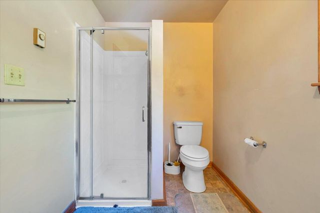 NW 2715 Mountainaire AVE, Roanoke, VA 24017