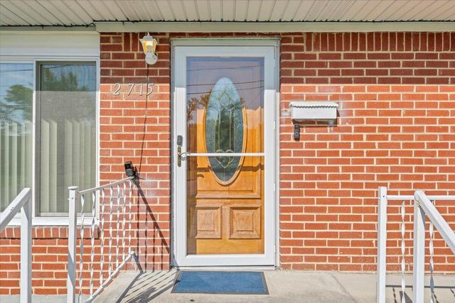 NW 2715 Mountainaire AVE, Roanoke, VA 24017