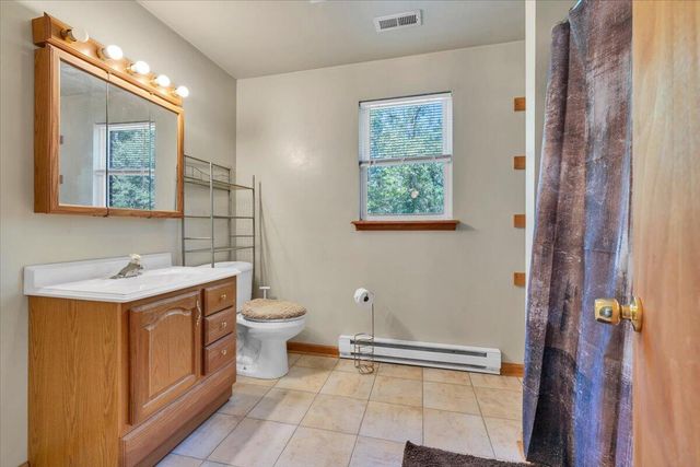 NW 2715 Mountainaire AVE, Roanoke, VA 24017