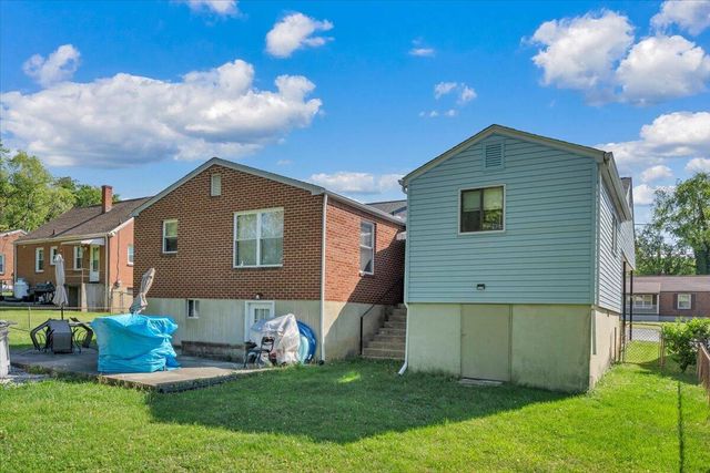NW 2715 Mountainaire AVE, Roanoke, VA 24017