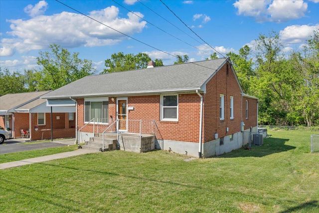 NW 2715 Mountainaire AVE, Roanoke, VA 24017
