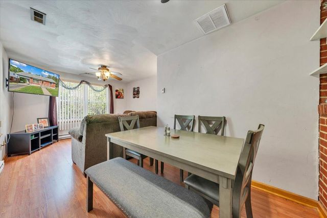 NW 2715 Mountainaire AVE, Roanoke, VA 24017