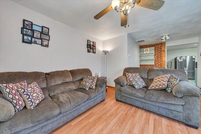 NW 2715 Mountainaire AVE, Roanoke, VA 24017