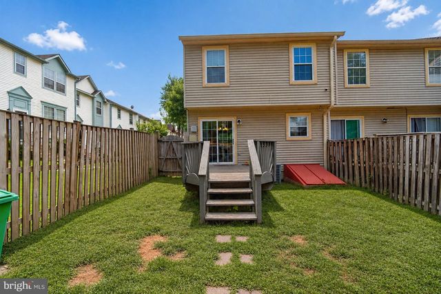 1040 KAREN BLVD, Capitol Heights, MD 20743