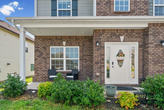 1533 Kestrel Dr, Clarksville, TN 37040