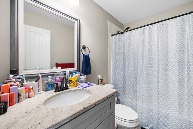 1533 Kestrel Dr, Clarksville, TN 37040